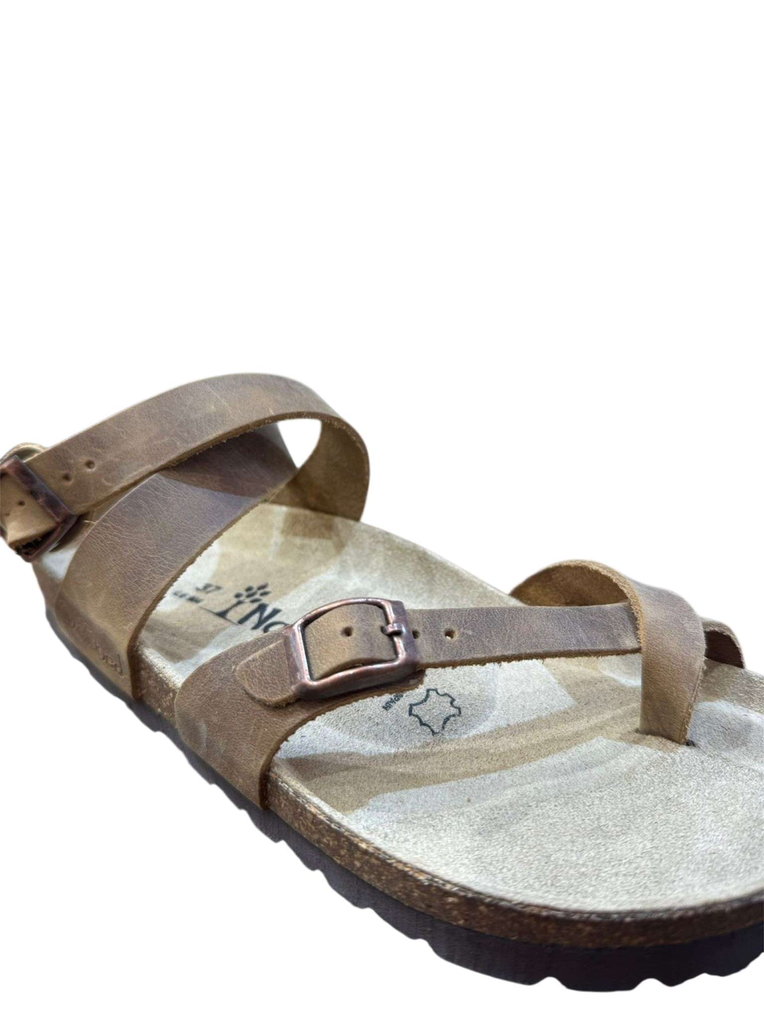 Natuned CH06 sandalo donna dettaglio fibbia metallica caviglia