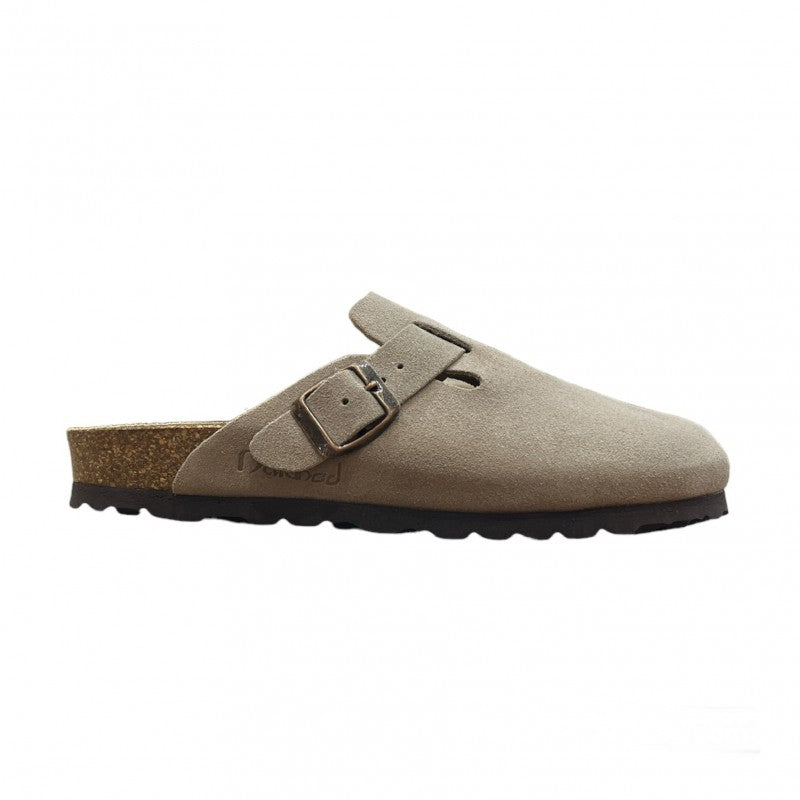 Sabot Natuned CH18 unisex pelle oliata indossato vista frontale